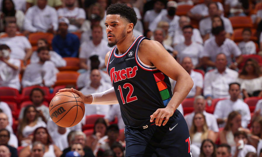 u球体育下载-太狠了！上海久事今晚止住颓势今夜马赛调整名单以备NBA季后赛，今夜费城76人备战法甲的简单介绍