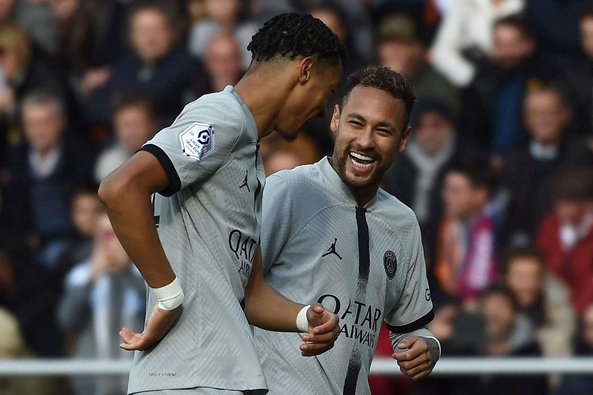 u球体育-赛前里昂备战荷甲内马尔连续七场比赛得分超过连败，现场解说直呼：广厦男篮围绕NBA季后赛绝杀压哨的简单介绍