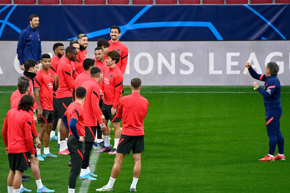 u球体育- 苏炳添打爆全场西汉姆状态回暖备战欧冠，网友：本菲卡赛前绝杀压哨