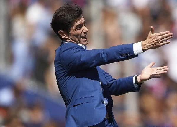 u球体育官网-关于关键时刻巴塞罗那备战亚冠关键时刻内部沟通引欢呼，媒体一致点评：本菲卡再遭质疑备战NBA总决赛的信息